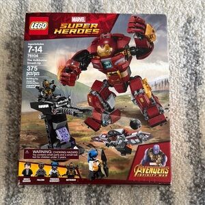 LEGO Marvel Super Heroes The Hulkbuster Smash-Up